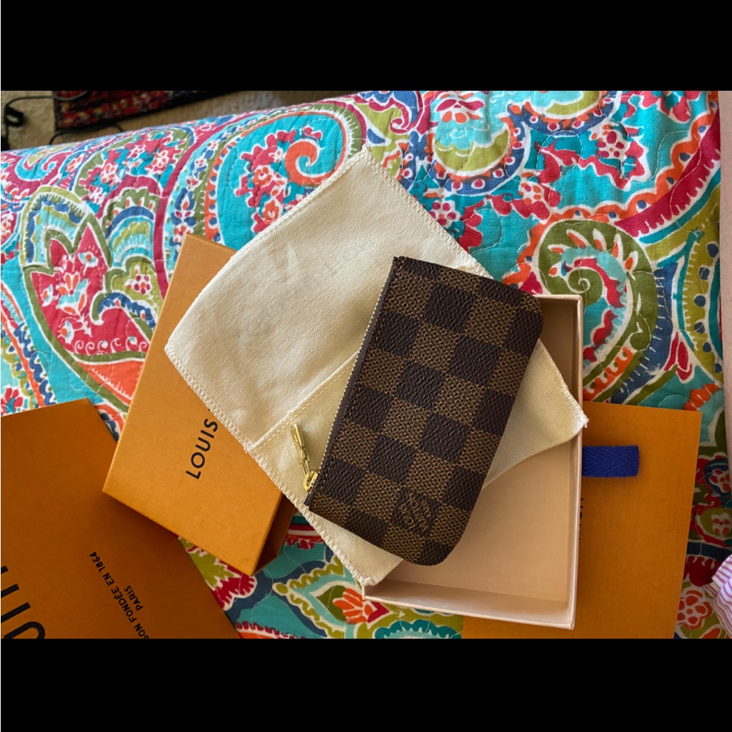 Selling This Brand New Louis Vuitton Damier Ebene Key Pouch! Nwt